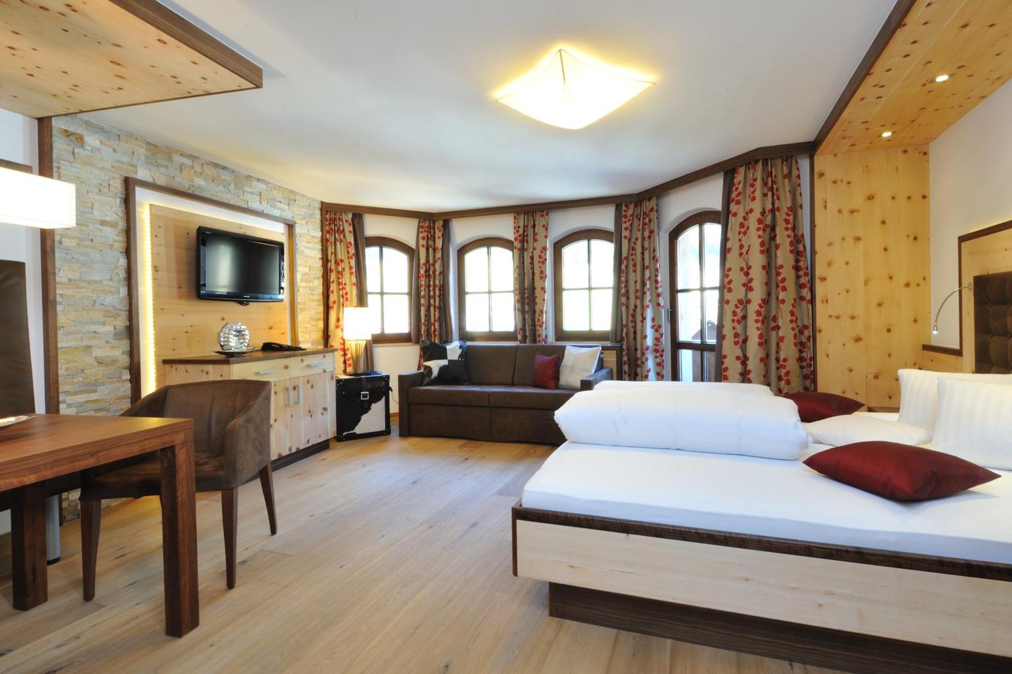 Alpinlounge Raetia Appartements Ισγκλ Δωμάτιο φωτογραφία