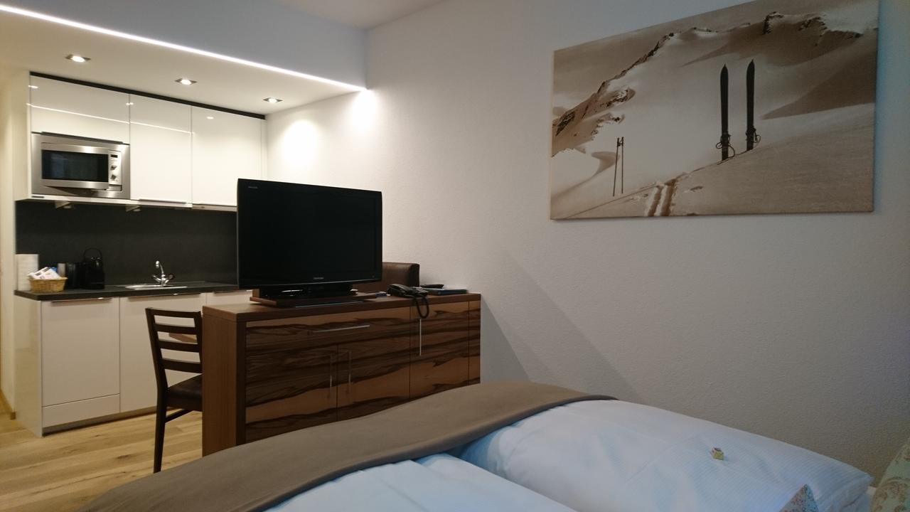 Alpinlounge Raetia Appartements Ισγκλ Εξωτερικό φωτογραφία
