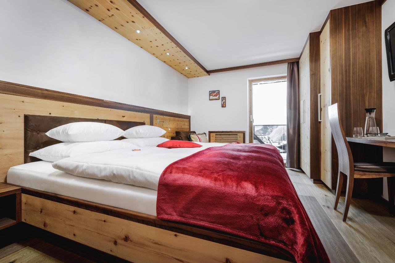 Alpinlounge Raetia Appartements Ισγκλ Εξωτερικό φωτογραφία