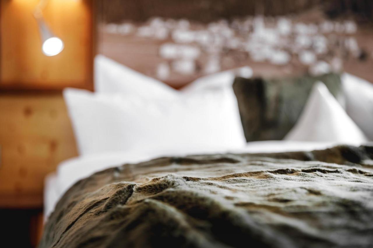 Alpinlounge Raetia Appartements Ισγκλ Εξωτερικό φωτογραφία
