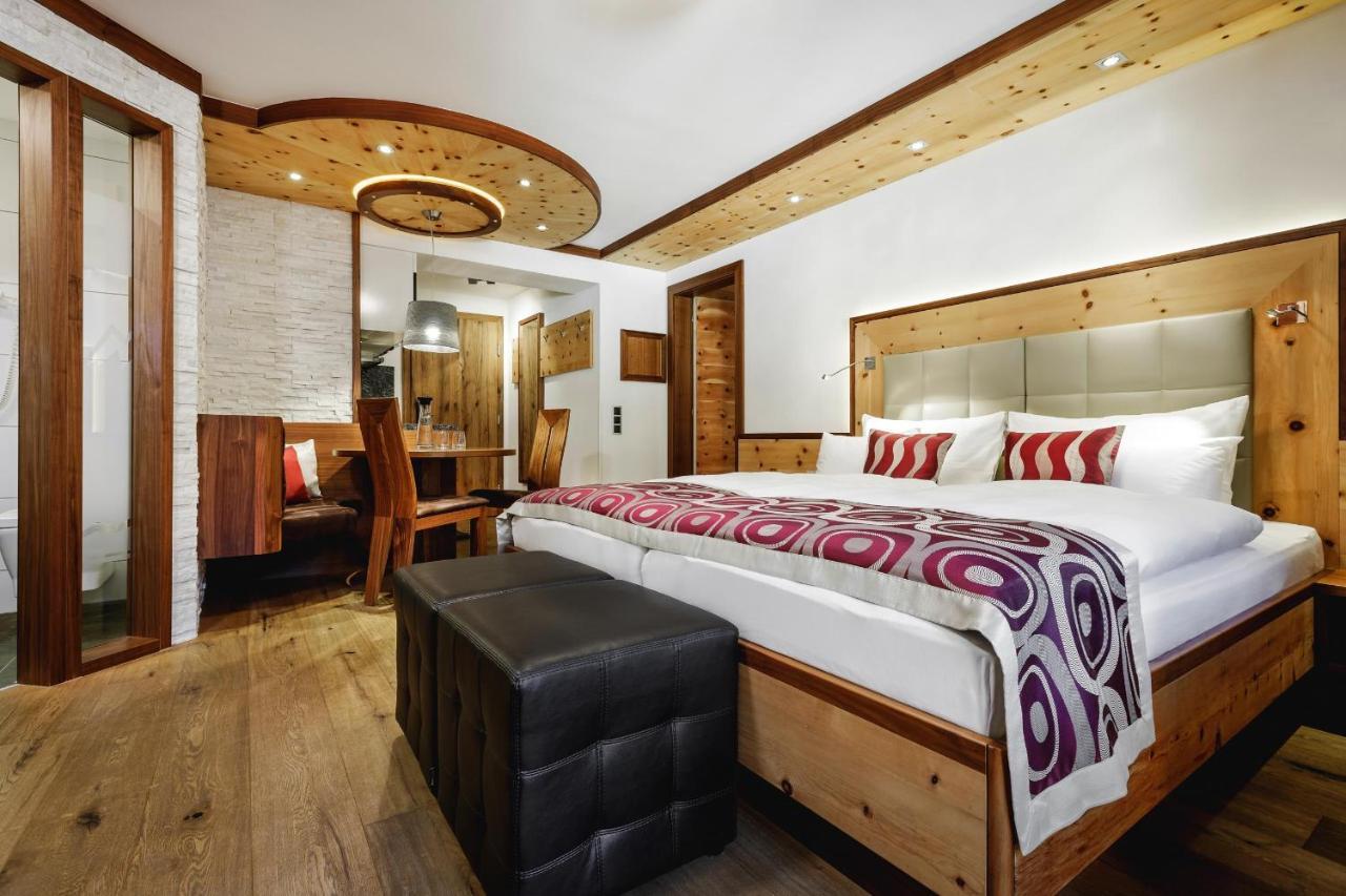 Alpinlounge Raetia Appartements Ισγκλ Εξωτερικό φωτογραφία